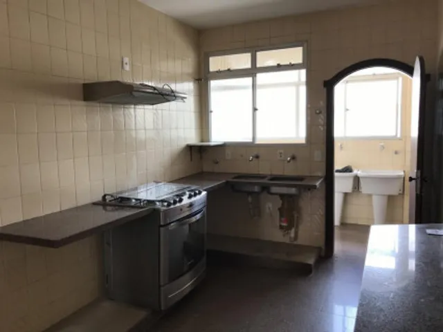 Apartamento com 143m² 4 quartos e 3 banheiros, à venda, no bairro Serra em Belo Horizonte