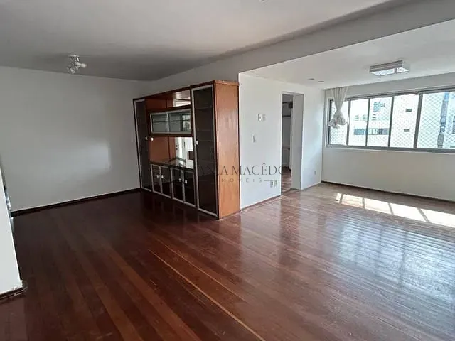 Apartamento 3 quartos e 3 banheiros, à venda, no bairro Jaqueira em Recife