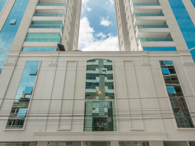 Apartamento com 130m² 3 quartos e 4 banheiros, à venda, no bairro Balneário Perequê em Porto Belo