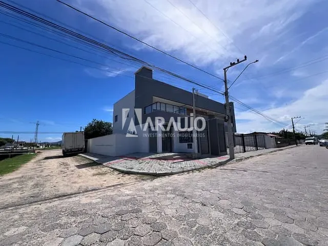 Apartamento com 68m² 2 quartos e 2 banheiros, à venda, no bairro Meia Praia em Navegantes