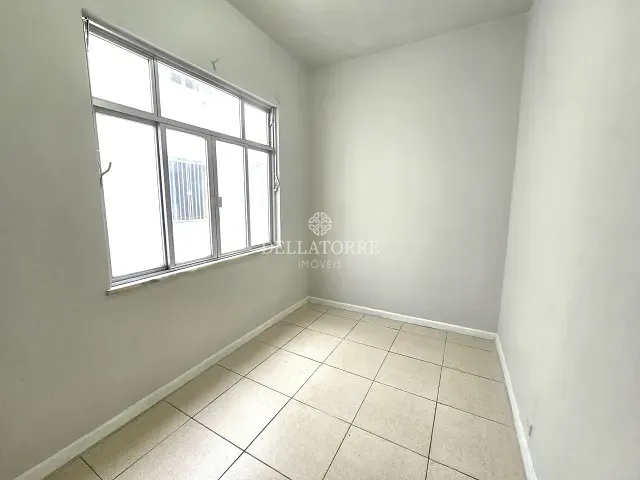 Apartamento 1 quarto e 1 banheiro, para alugar, no bairro Alto em Teresópolis