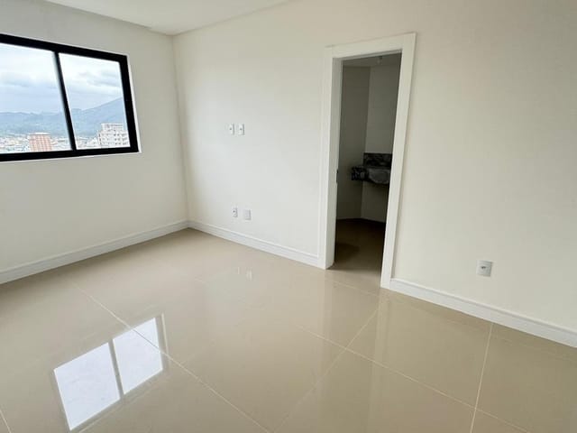 Foto do Apartamento - Apartamento à venda, Meia Praia, Itapema, SC | Interpraias Imóveis