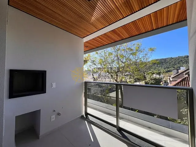 Apartamento 2 quartos e 3 banheiros, à venda, no bairro Jurerê em Florianópolis