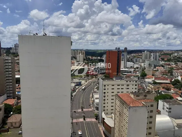 Apartamento com 317m² 4 quartos e 3 banheiros, à venda, no bairro Centro em Uberaba