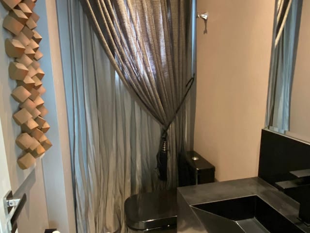 Apartamento com 201m² 3 quartos e 4 banheiros, à venda, no bairro Centro em Balneário Camboriú