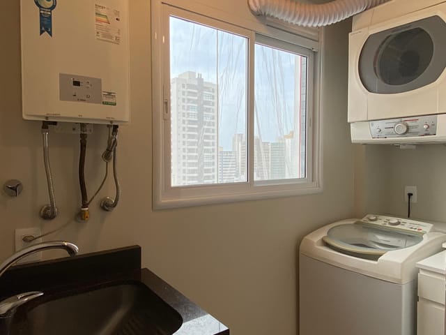 Apartamento com 201m² 3 quartos e 4 banheiros, à venda, no bairro Centro em Balneário Camboriú