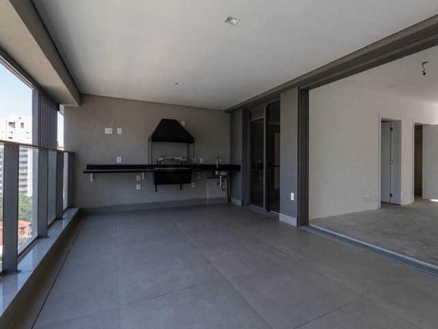 Apartamento com 160m² 3 quartos e 5 banheiros, à venda, no bairro Vila Nova Conceição em São Paulo