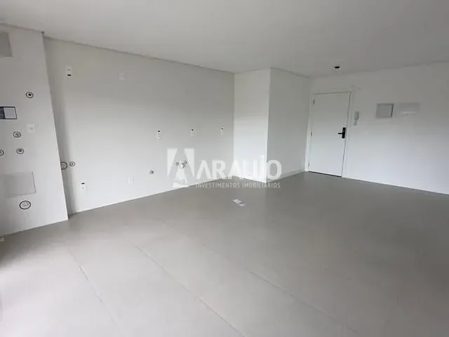 Apartamento com 80m² 2 quartos e 2 banheiros, à venda, no bairro Praia Brava em Itajaí
