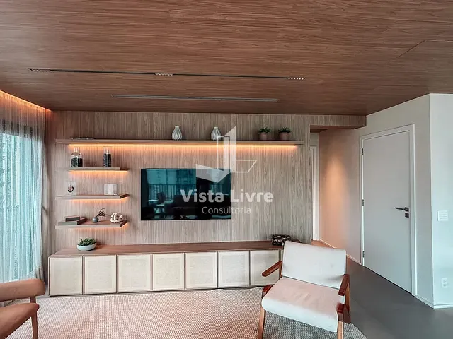 Apartamento com 176m² 3 quartos e 5 banheiros, à venda, no bairro Vila Nova Conceição em São Paulo