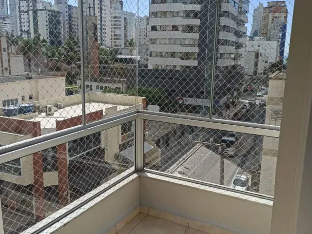 Apartamento com 165m² 3 quartos e 2 banheiros, à venda, no bairro Centro em Balneário Camboriú