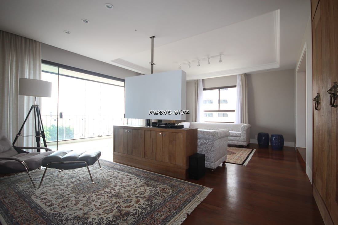 Apartamento à venda e aluguel com 3 quartos, 5000m² - Foto 1