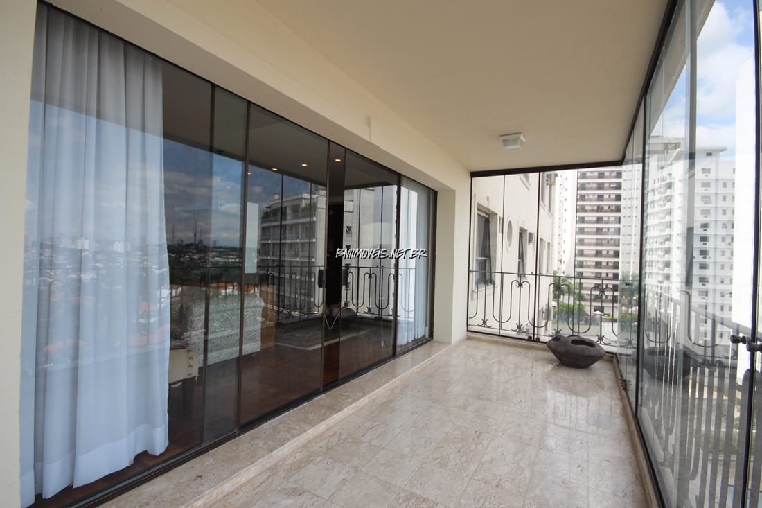 Apartamento à venda e aluguel com 3 quartos, 5000m² - Foto 3