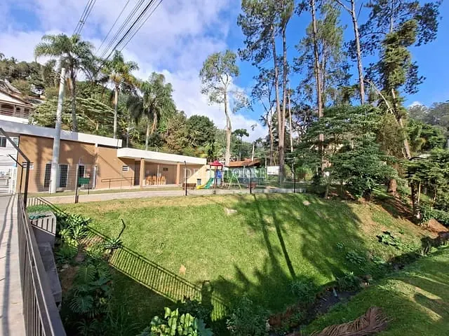 Apartamento 2 quartos e 1 banheiro, à venda, no bairro Pimenteiras em Teresópolis