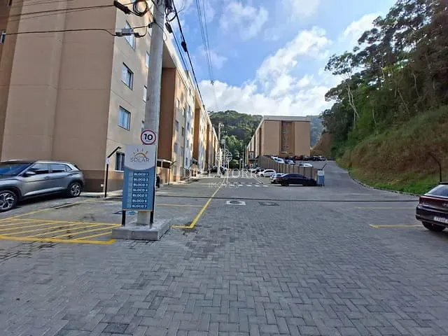 Apartamento 2 quartos e 1 banheiro, à venda, no bairro Pimenteiras em Teresópolis