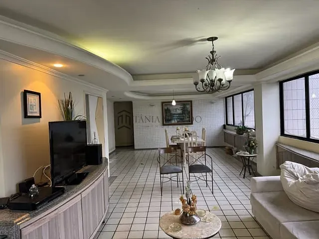 Apartamento com 342m² 4 quartos e 5 banheiros, à venda, no bairro Parnamirim em Recife
