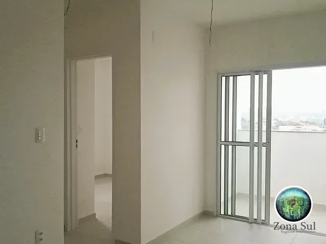 Apartamento 2 quartos e 1 banheiro, para alugar, no bairro Rio Acima em Votorantim