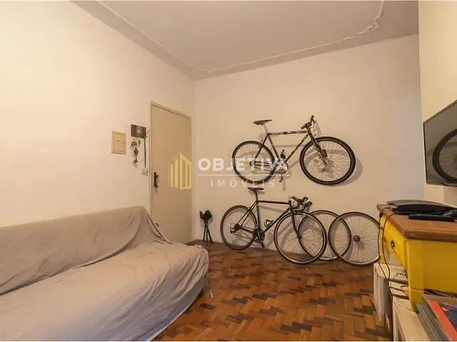 Apartamento 1 quarto e 2 banheiros, à venda, no bairro Cidade Baixa em Porto Alegre