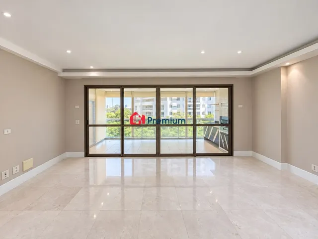 Apartamento 4 quartos e 4 banheiros, à venda, no bairro Barra da Tijuca em Rio de Janeiro