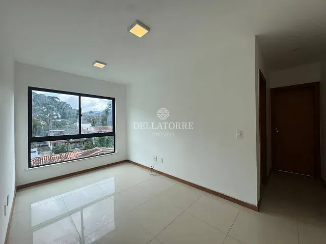 Apartamento com 52m² 2 quartos e 1 banheiro, para alugar, no bairro Bom Retiro em Teresópolis