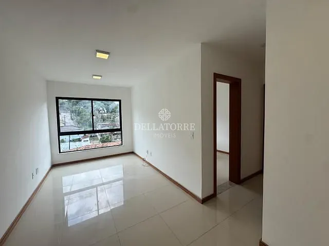 Apartamento com 52m² 2 quartos e 1 banheiro, para alugar, no bairro Bom Retiro em Teresópolis