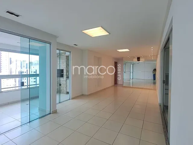 Apartamento com 210m² 3 quartos e 5 banheiros, à venda, no bairro Setor Bueno em Goiânia
