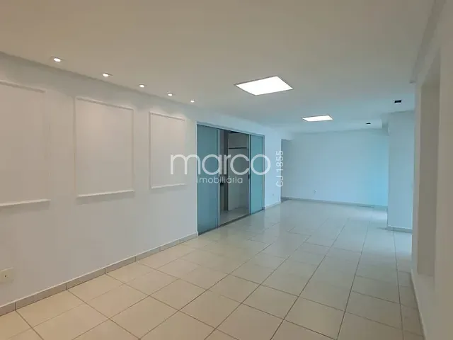 Apartamento com 210m² 3 quartos e 5 banheiros, à venda, no bairro Setor Bueno em Goiânia