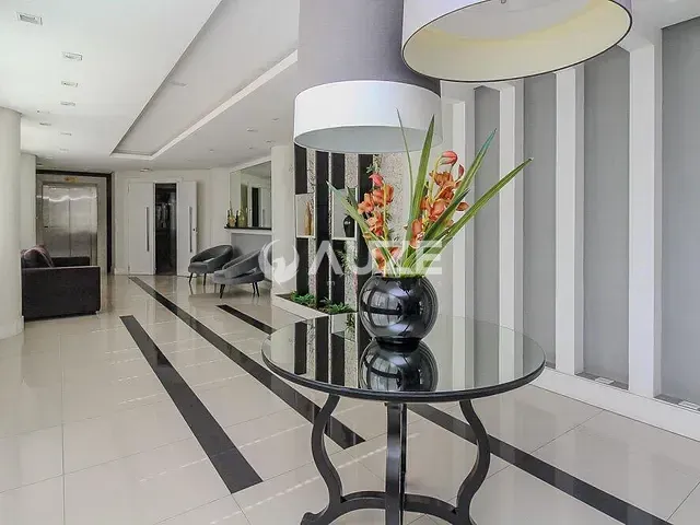 Apartamento com 117m² 3 quartos e 3 banheiros, à venda, no bairro Cabral em Curitiba