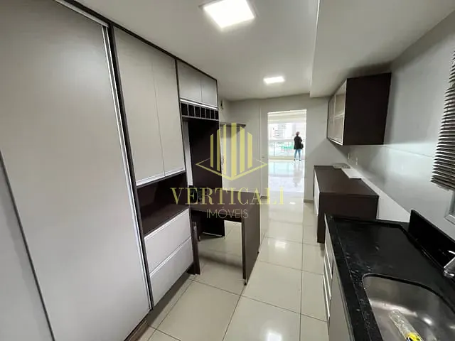 Apartamento com 157m² 4 quartos e 5 banheiros, para alugar, no bairro Jardim Mariana em Cuiabá