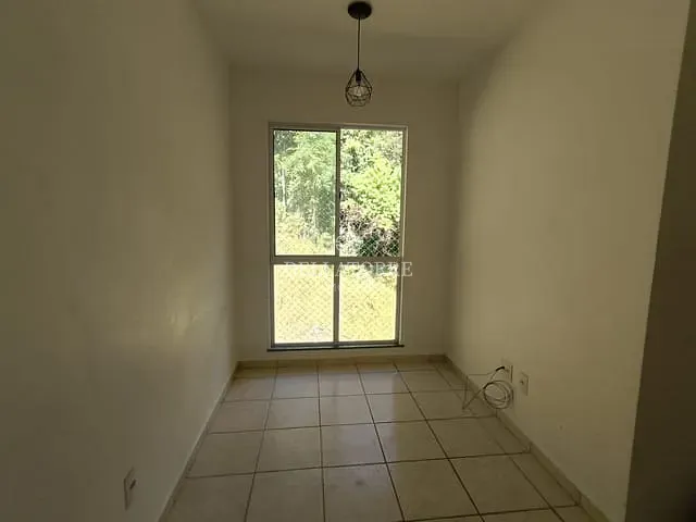 Apartamento 2 quartos e 1 banheiro, para alugar, no bairro Pimenteiras em Teresópolis