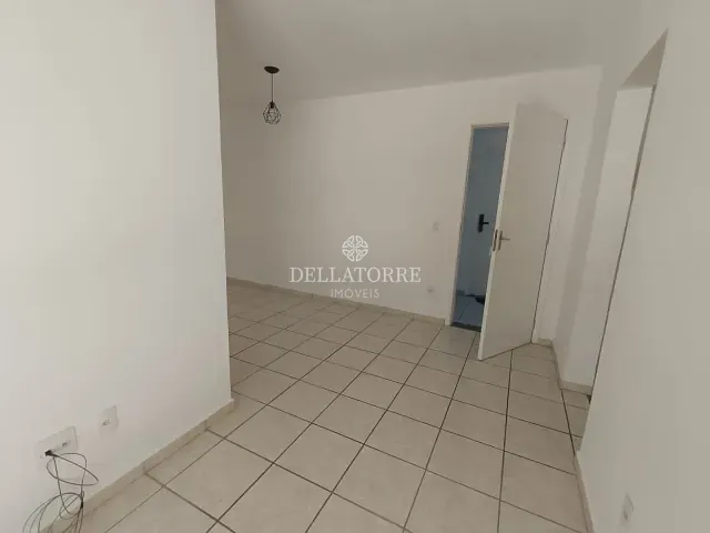 Apartamento 2 quartos e 1 banheiro, para alugar, no bairro Pimenteiras em Teresópolis