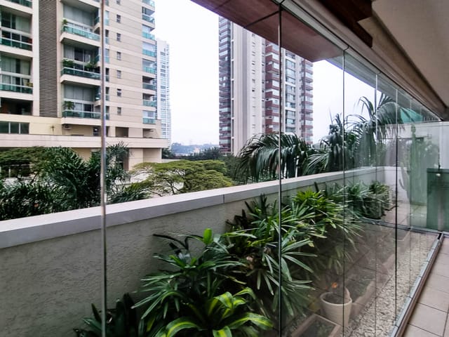 Apartamento com 100m² 2 quartos e 2 banheiros, à venda, no bairro Campo Belo em São Paulo