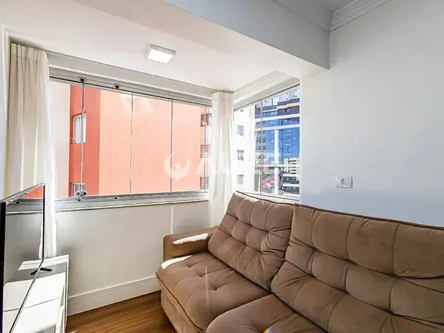 Apartamento com 64m² 3 quartos e 2 banheiros, à venda, no bairro Bigorrilho em Curitiba
