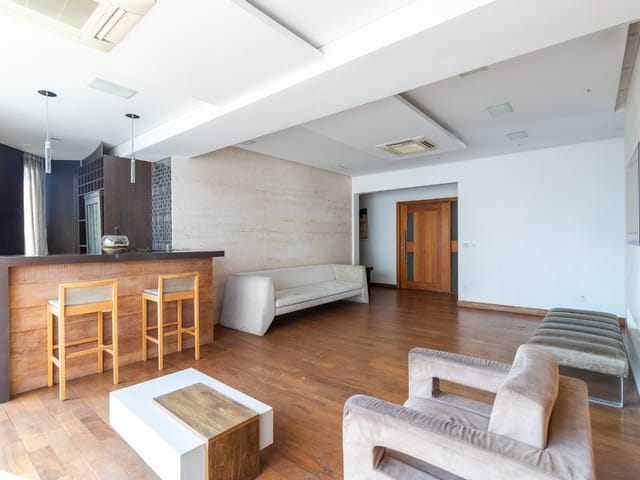 Apartamento com 245m² 4 quartos e 6 banheiros, à venda, no bairro Jardim Paulista em São Paulo