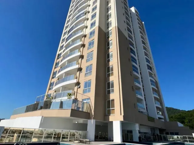 Apartamento com 90m² 2 quartos e 3 banheiros, à venda, no bairro Cidade Nova em Itajaí