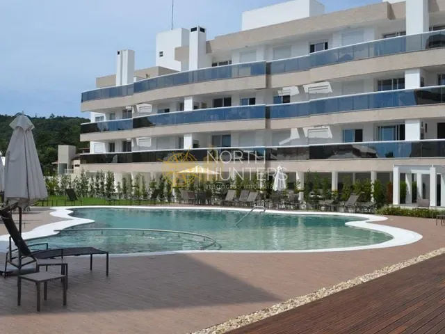 Apartamento 3 quartos e 2 banheiros, à venda, no bairro Jurerê em Florianópolis