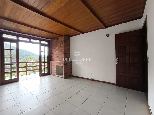 Apartamento 2 quartos e 2 banheiros, à venda, no bairro Albuquerque em Teresópolis