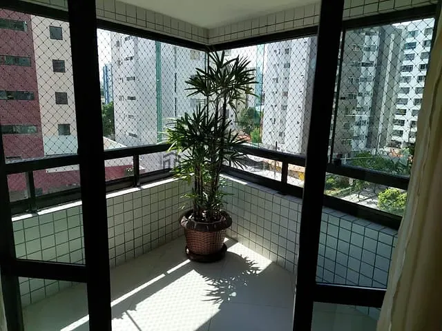 Apartamento 3 quartos e 3 banheiros, à venda, no bairro Graças em Recife