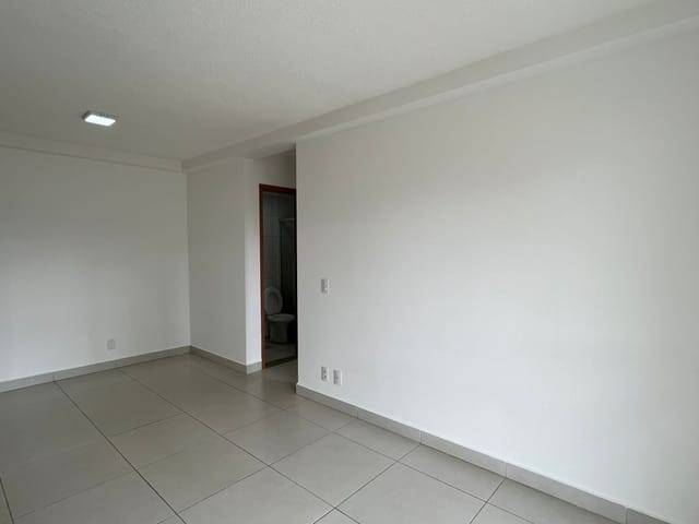 Apartamento 2 quartos e 2 banheiros, para alugar, no bairro Vila Rosa em Goiânia
