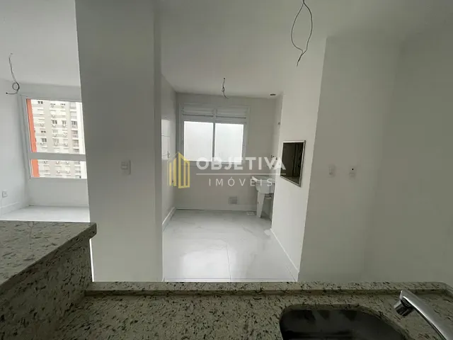 Apartamento 1 quarto e 1 banheiro, à venda, no bairro Passo da Areia em Porto Alegre