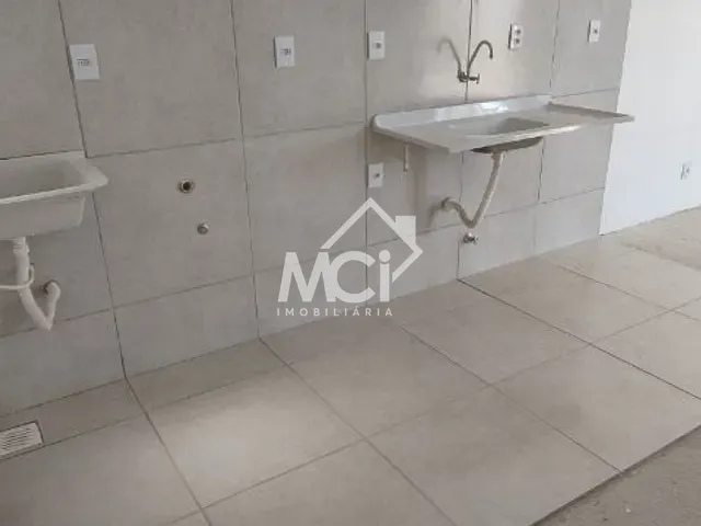 Apartamento 2 quartos e 1 banheiro, à venda, no bairro Três Vendas em Pelotas