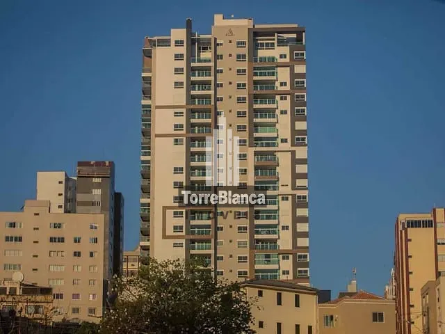 Apartamento com 294m² 4 quartos e 2 banheiros, à venda, no bairro Centro em Ponta Grossa