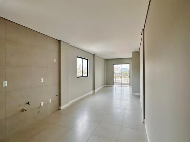 Apartamento com 93m² 2 quartos e 2 banheiros, à venda, no bairro São Francisco de Assis em Camboriú