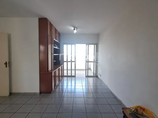 Apartamento 3 quartos e 3 banheiros, à venda, no bairro Setor Aeroporto em Goiânia