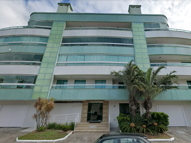 Apartamento com 120m² 2 quartos e 2 banheiros, à venda, no bairro Bombas em Bombinhas