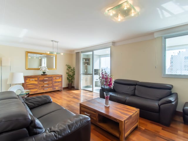 Apartamento com 143m² 4 quartos e 4 banheiros, à venda, no bairro Moema em São Paulo