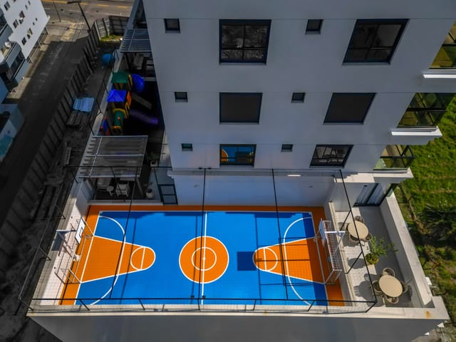 Apartamento com 183m² 4 quartos e 5 banheiros, à venda, no bairro Meia Praia em Itapema