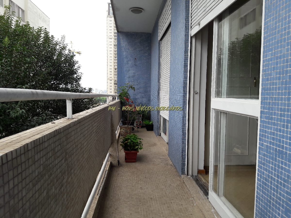 Apartamento, 3 quartos, 158 m² - Foto 1