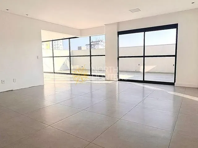 Apartamento com 168m² 3 quartos e 4 banheiros, à venda, no bairro América em Joinville