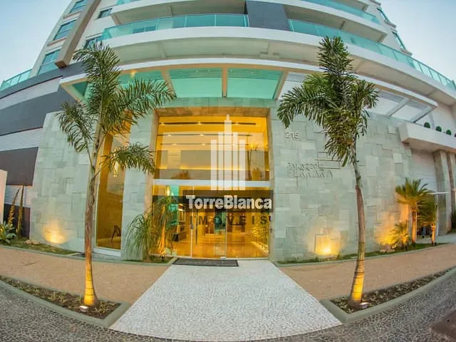 Apartamento com 366m² 2 quartos e 3 banheiros, à venda, no bairro Centro em Ponta Grossa