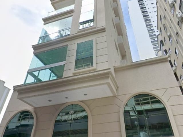 Apartamento com 183m² 3 quartos e 4 banheiros, à venda, no bairro Meia Praia em Itapema